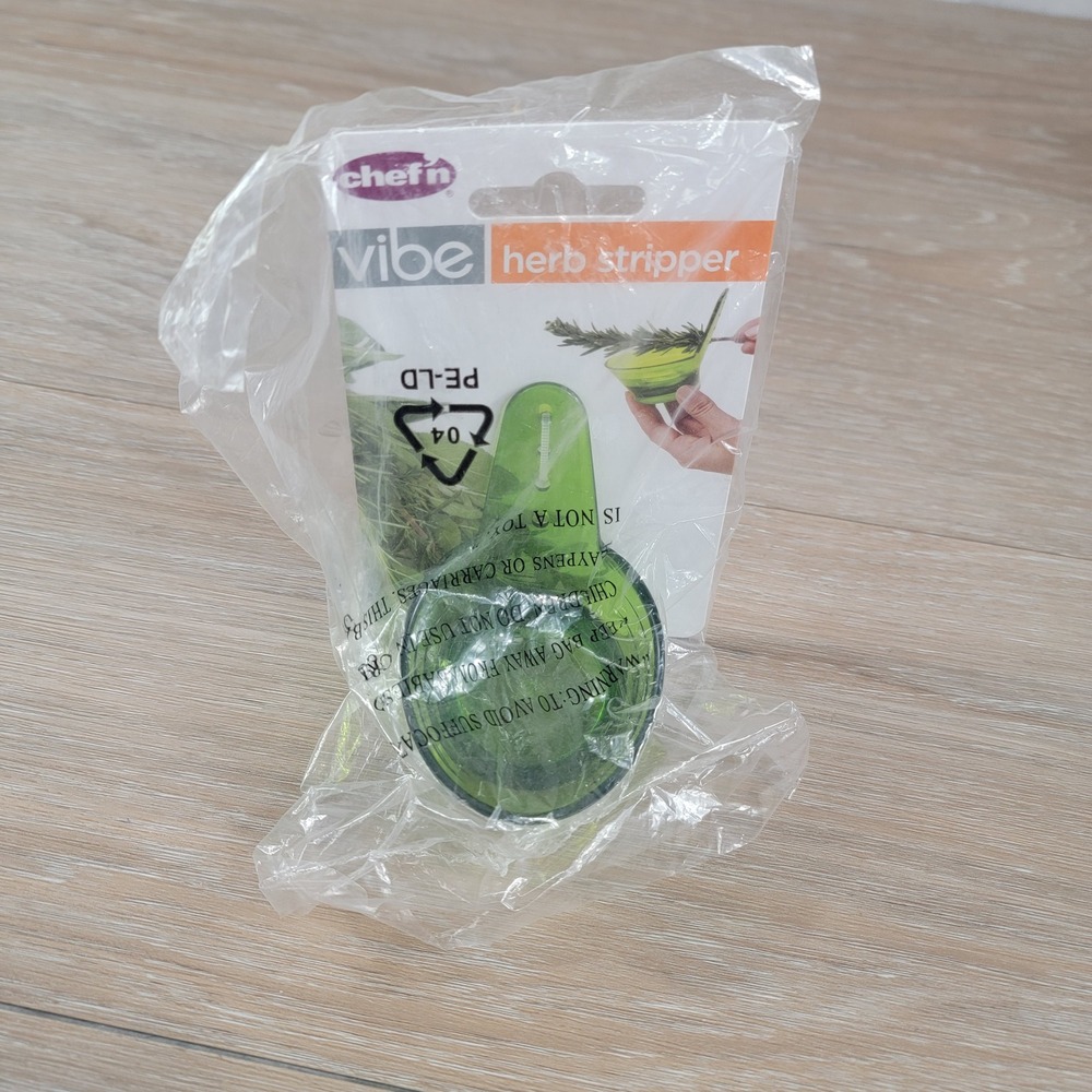 Chef'n Vibe Herb Stripper Green Leaf‎ Remover Tool with Measuring Bowl BPA-Free